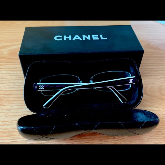 Chanel Black&White Glasses w/ Original Case Set - Picture 1 of 3